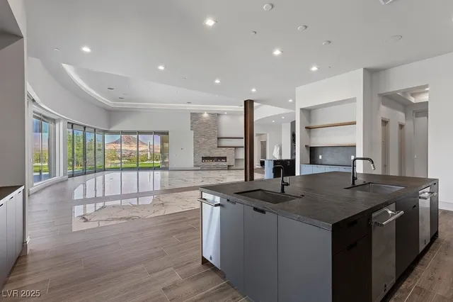 $6,800,000 | 1 Costa Del Sol Court, Henderson, NV 89011