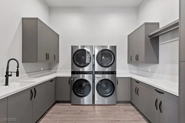 $6,800,000 | 1 Costa Del Sol Court, Henderson, NV 89011