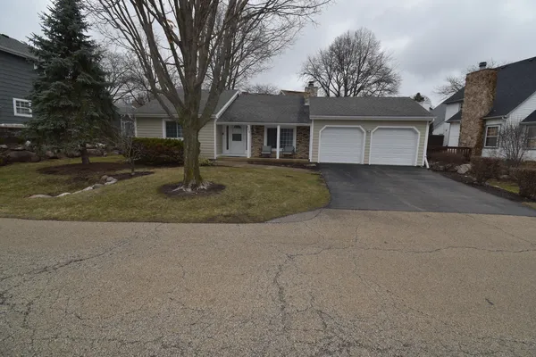 $355,000 | 649 Wilbur Court, Gurnee, IL 60031