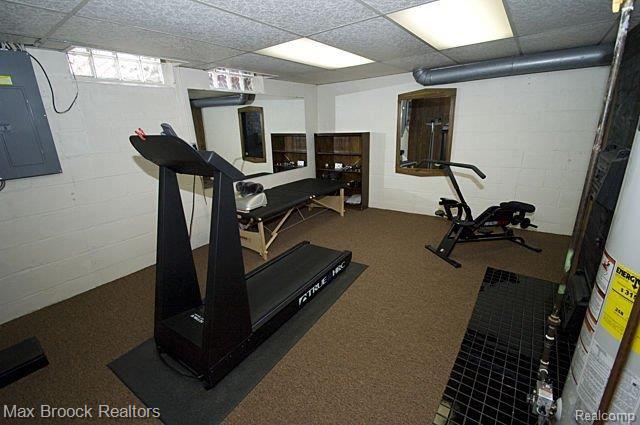 255 Linden Road Birmingham, MI 48009 - Photo 20 of 21 Bonus Room
