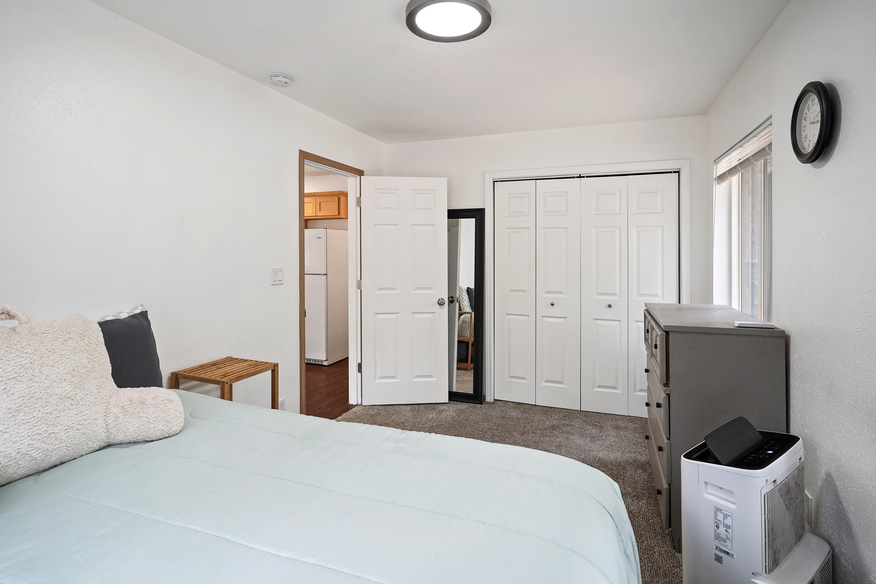 18979 Obsidian Road Bend, OR 97702 - Photo 9 of 26 DSC09178