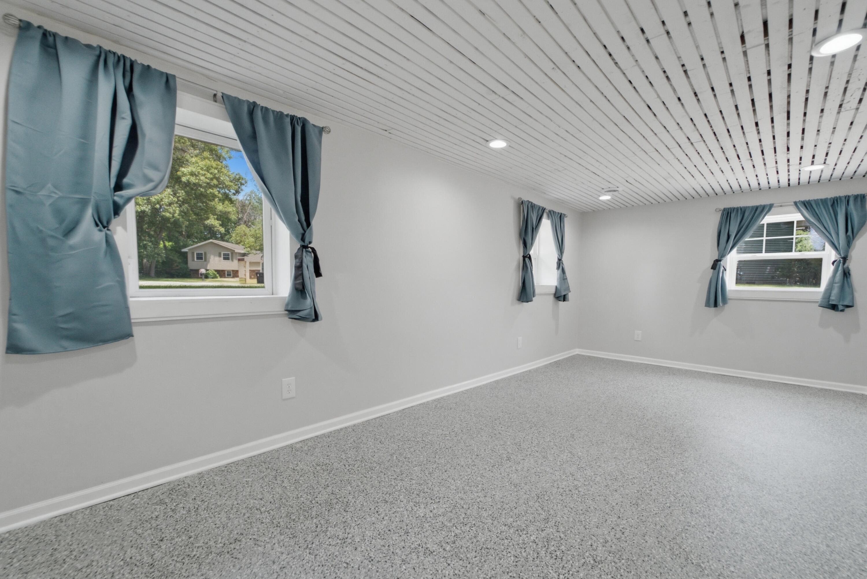 10302 North 493 East Demotte, IN 46310 - Photo 28 of 35 3000x2003