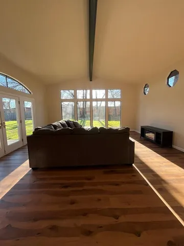 $305,000 | 1036 Idlewood Avenue, Azle, TX 76020