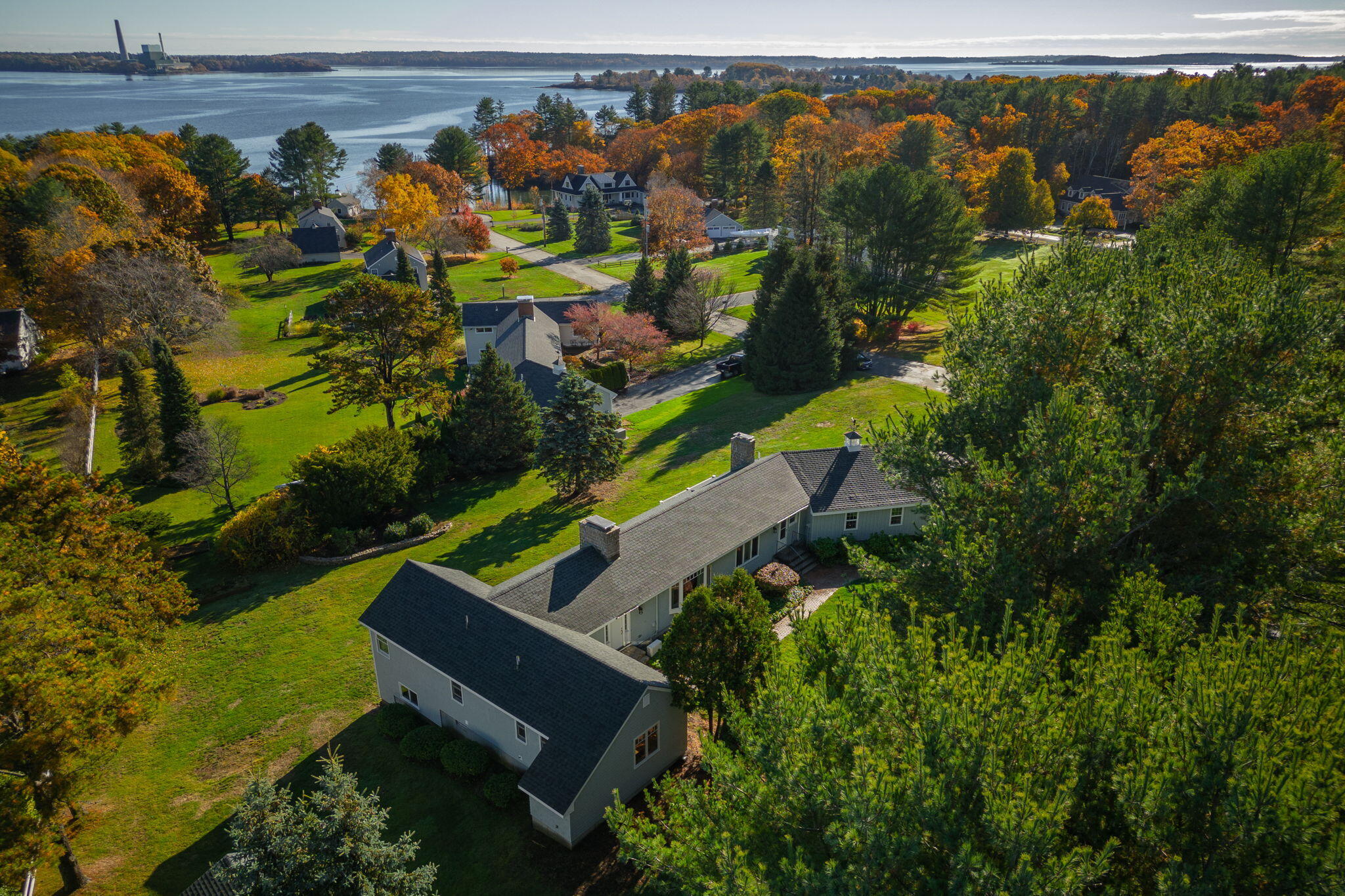 8 Longmeadow Road Cumberland Foreside, ME 04110 - Photo 1 of 36 Exterior_4