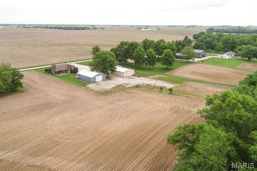 7045 Brickyard Road Mascoutah, IL 62258 - Photo 42 of 43