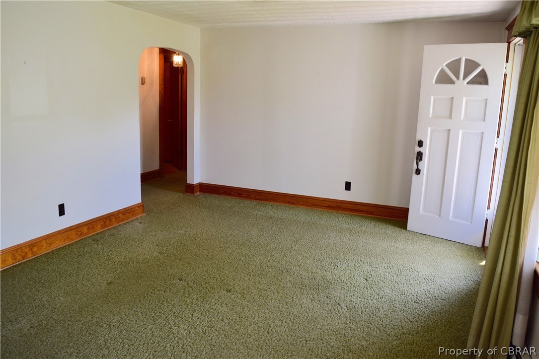 1491 Tarleton Road Gloucester Point, VA 23062 - Photo 8 of 27