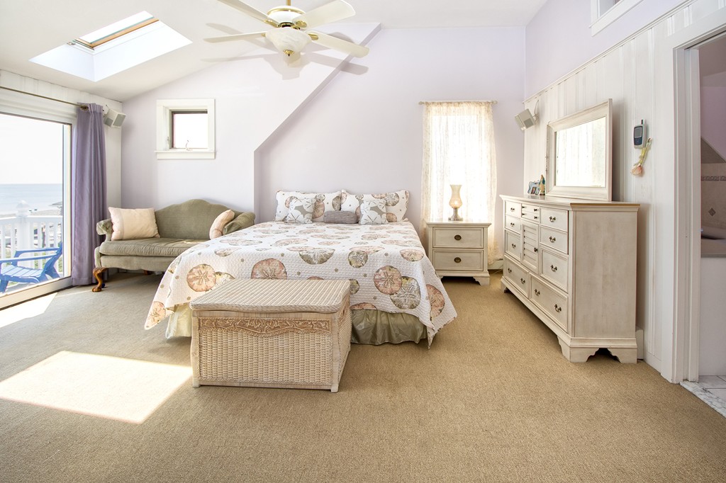98 Humarock Beach Scituate, MA 02047 - Photo 11 of 14 a bedroom with bed and window