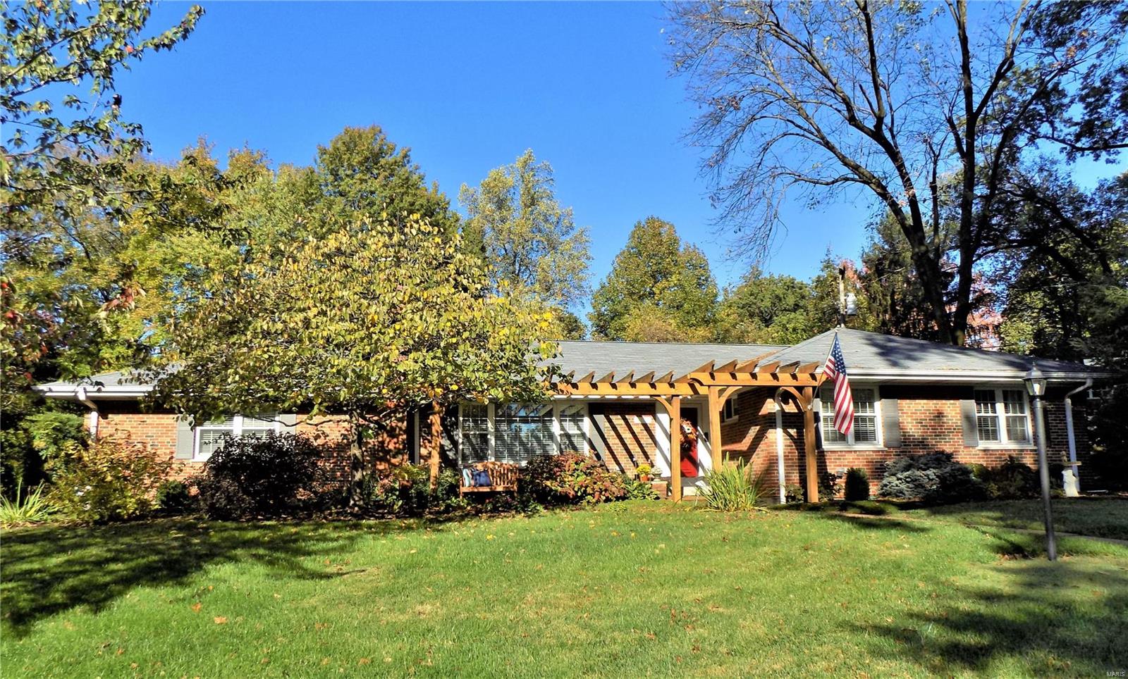 869 Renderer Drive St. Louis, MO 63122 - Photo 1 of 56 Gallery Image 1
