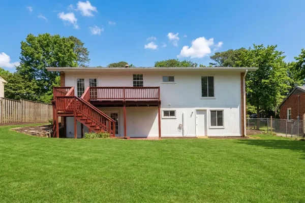 $437,000 | 924 Washington Avenue, Waynesboro, VA 22980