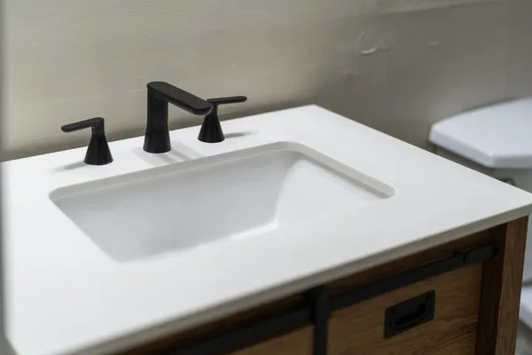 $437,000 | 924 Washington Avenue, Waynesboro, VA 22980