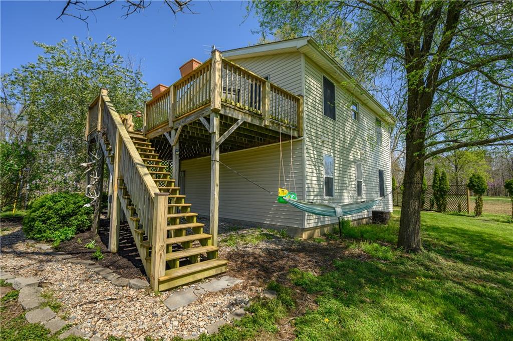 8195 Grandview Road Columbus, IN 47201 - Photo 3 of 58