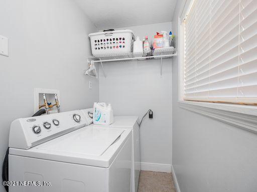 1034 Acapulco Road Jacksonville, FL 32216 - Photo 23 of 27 inside laundry