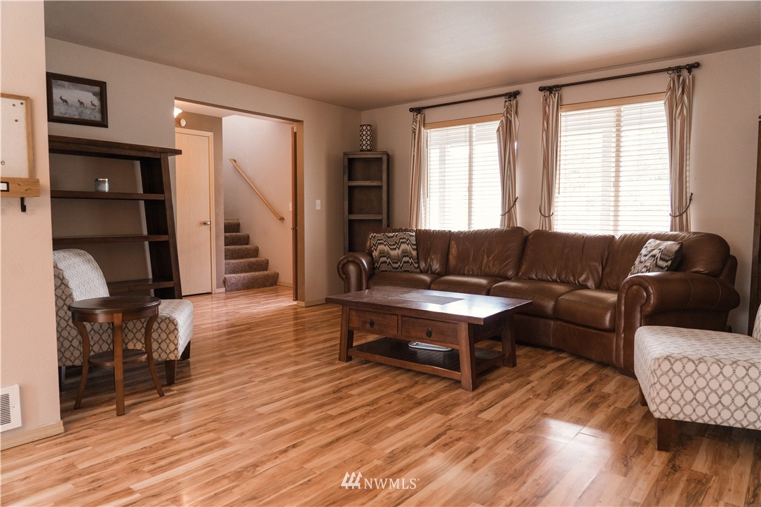 3618 Delphi Road Southwest Olympia, WA 98512 - Photo 5 of 23 Gallery Image 5