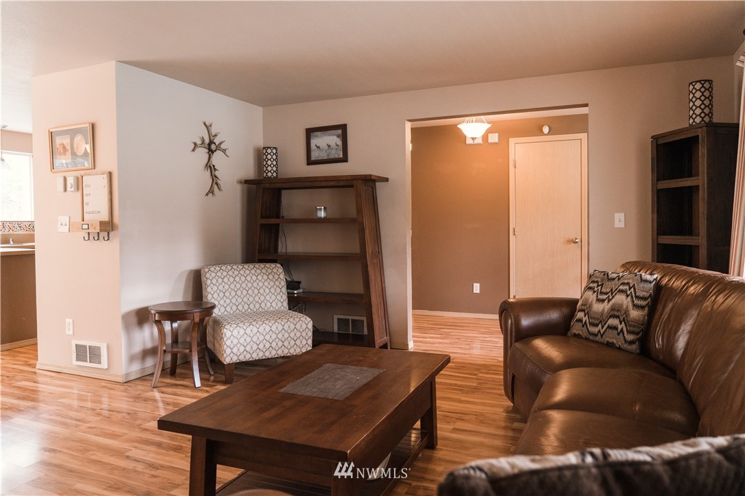 3618 Delphi Road Southwest Olympia, WA 98512 - Photo 7 of 23 Gallery Image 7