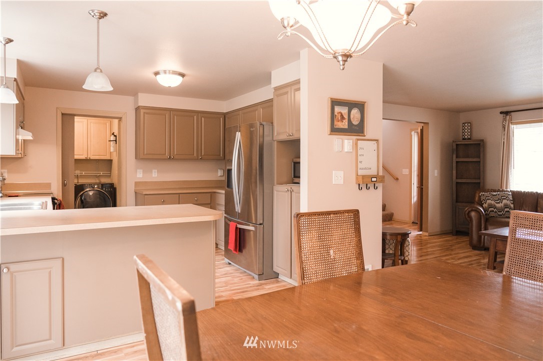 3618 Delphi Road Southwest Olympia, WA 98512 - Photo 9 of 23 Gallery Image 9
