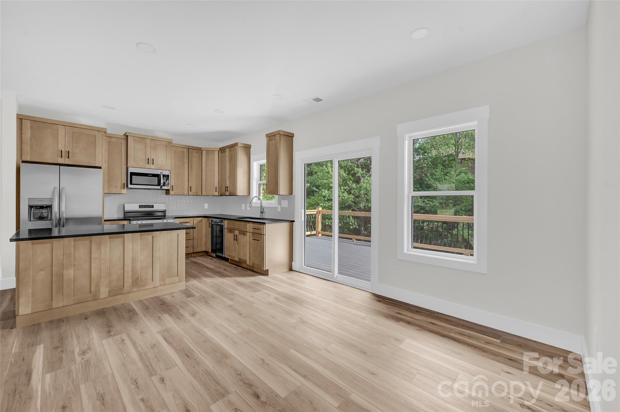 906 4th Street Northeast Conover, NC 28613 - Photo 13 of 24