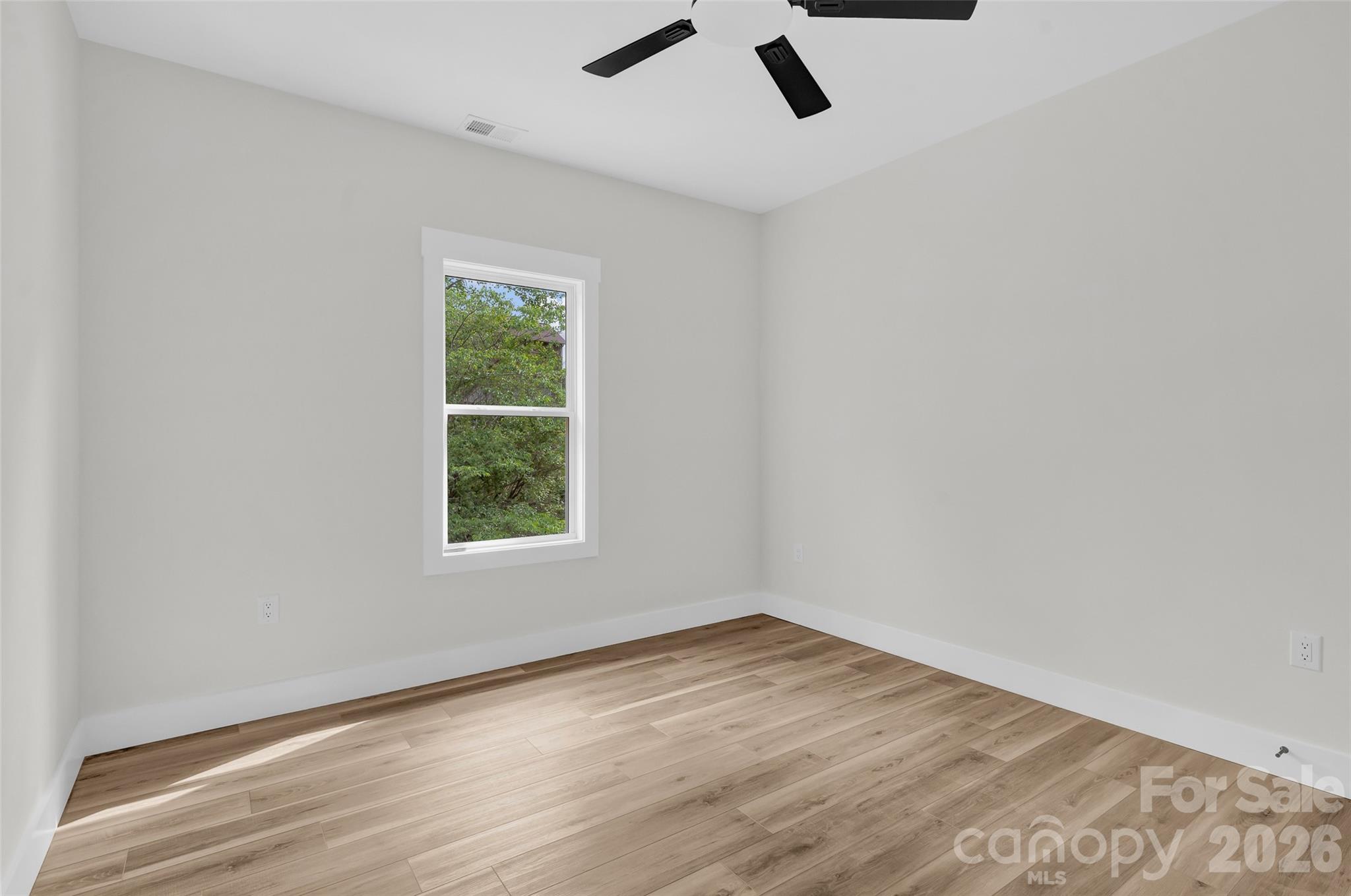 906 4th Street Northeast Conover, NC 28613 - Photo 18 of 24