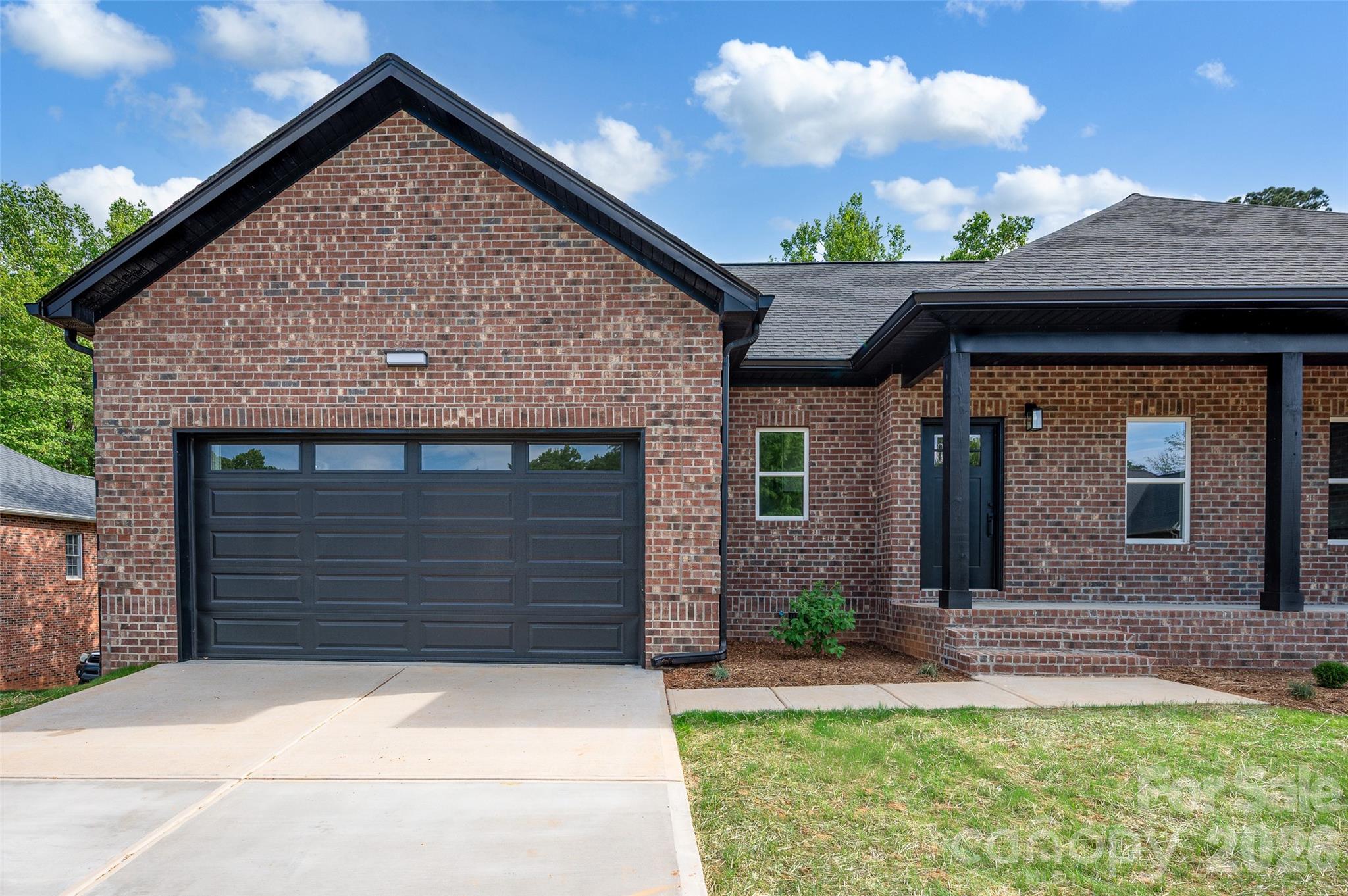 906 4th Street Northeast Conover, NC 28613 - Photo 3 of 24