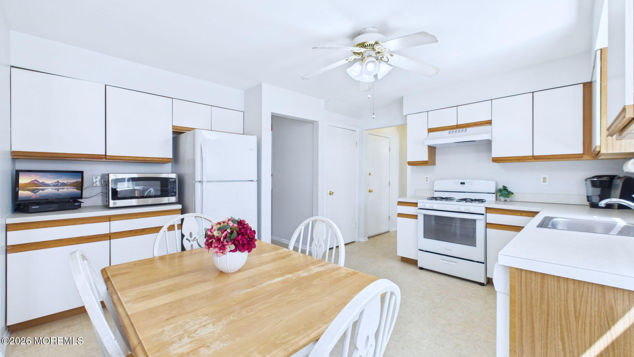9 Netty Street Howell, NJ 07731 - Photo 18 of 74 22-web-or-mls-CAM06383G6-PR0008-STILL033