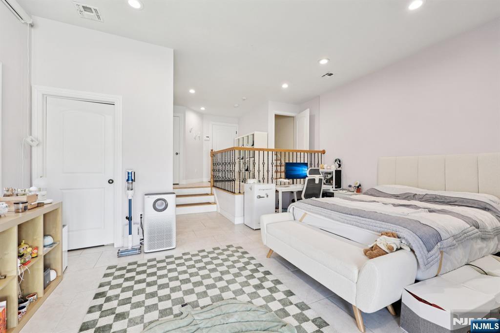421 Lafayette Avenue, Unit 421 Cliffside Park, NJ 07010 - Photo 26 of 30