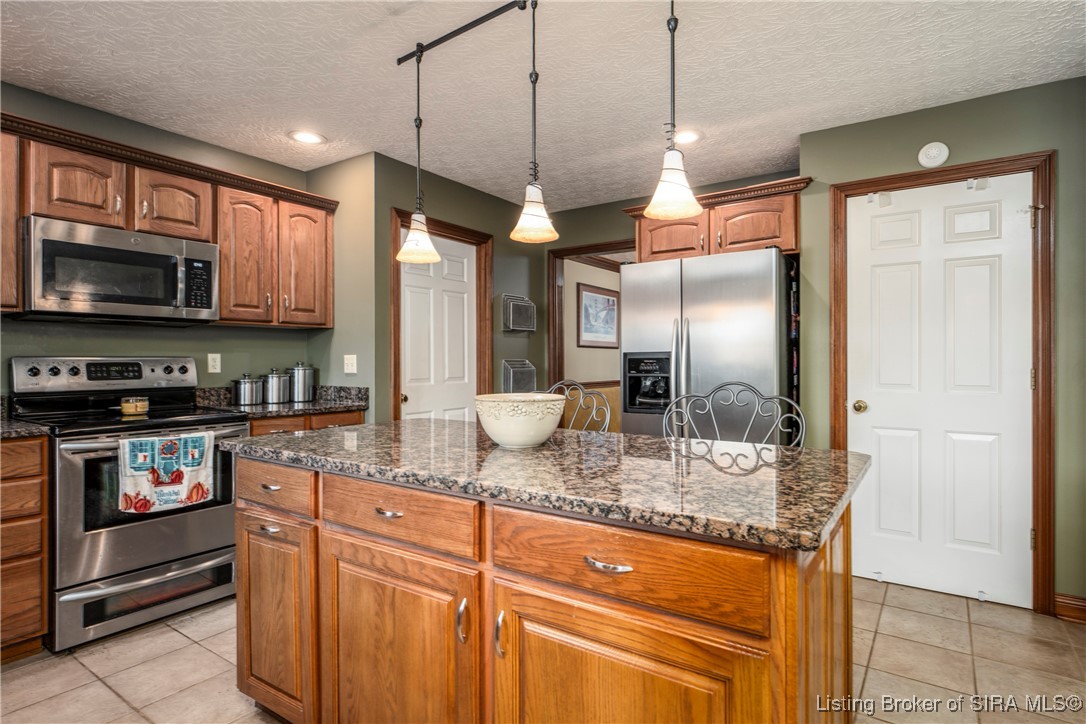 6002 Springcrest Drive Georgetown, IN 47122 - Photo 11 of 40