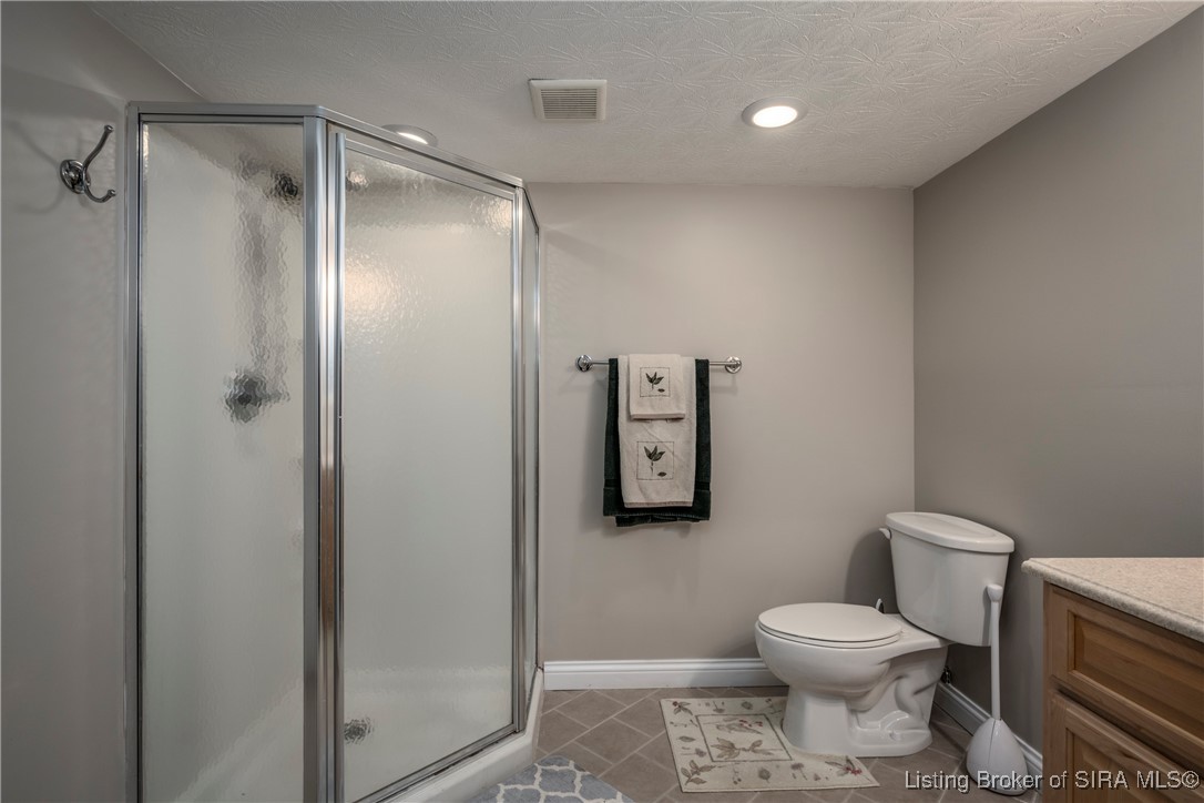 6002 Springcrest Drive Georgetown, IN 47122 - Photo 31 of 40