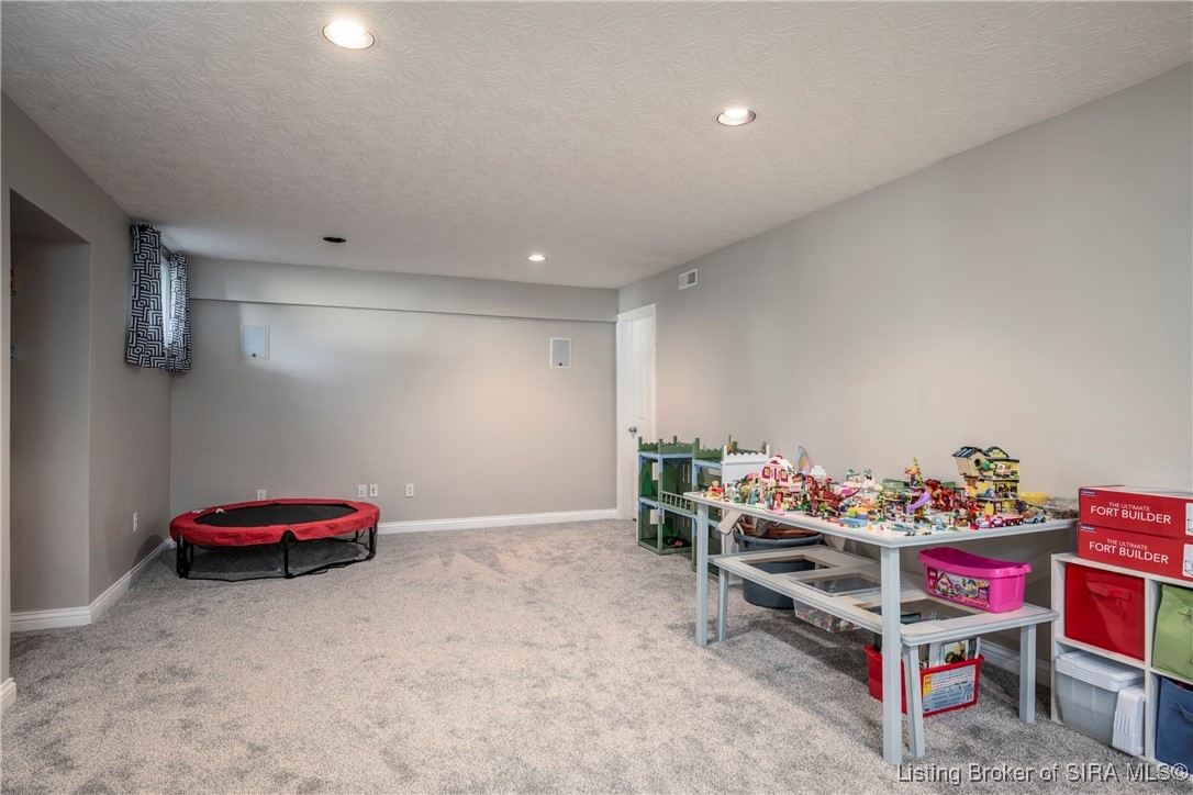 6002 Springcrest Drive Georgetown, IN 47122 - Photo 33 of 40