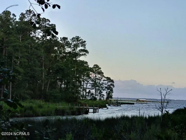 $75,000 | 33 Mixon Creek Drive, Bath, NC 27808