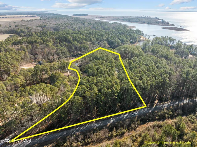 $75,000 | 33 Mixon Creek Drive, Bath, NC 27808