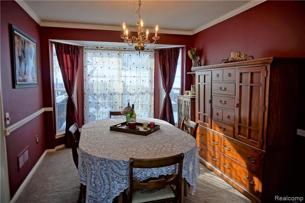 424 Ivy Wood Court Rochester Hills, MI 48307 - Photo 11 of 27