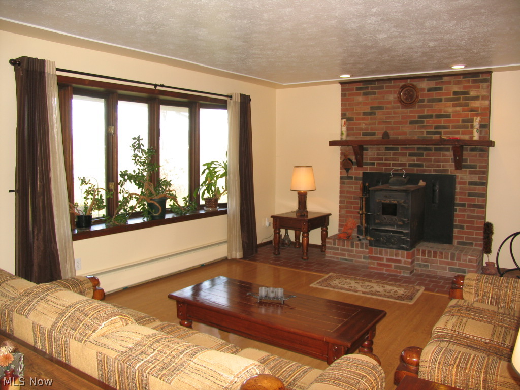 36513 Capel Road Grafton, OH 44044 - Photo 3 of 25 Gallery Image 3