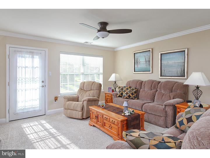 13 Brattleboro Road Woolwich Township, NJ 08085 - Photo 6 of 25 Great Room