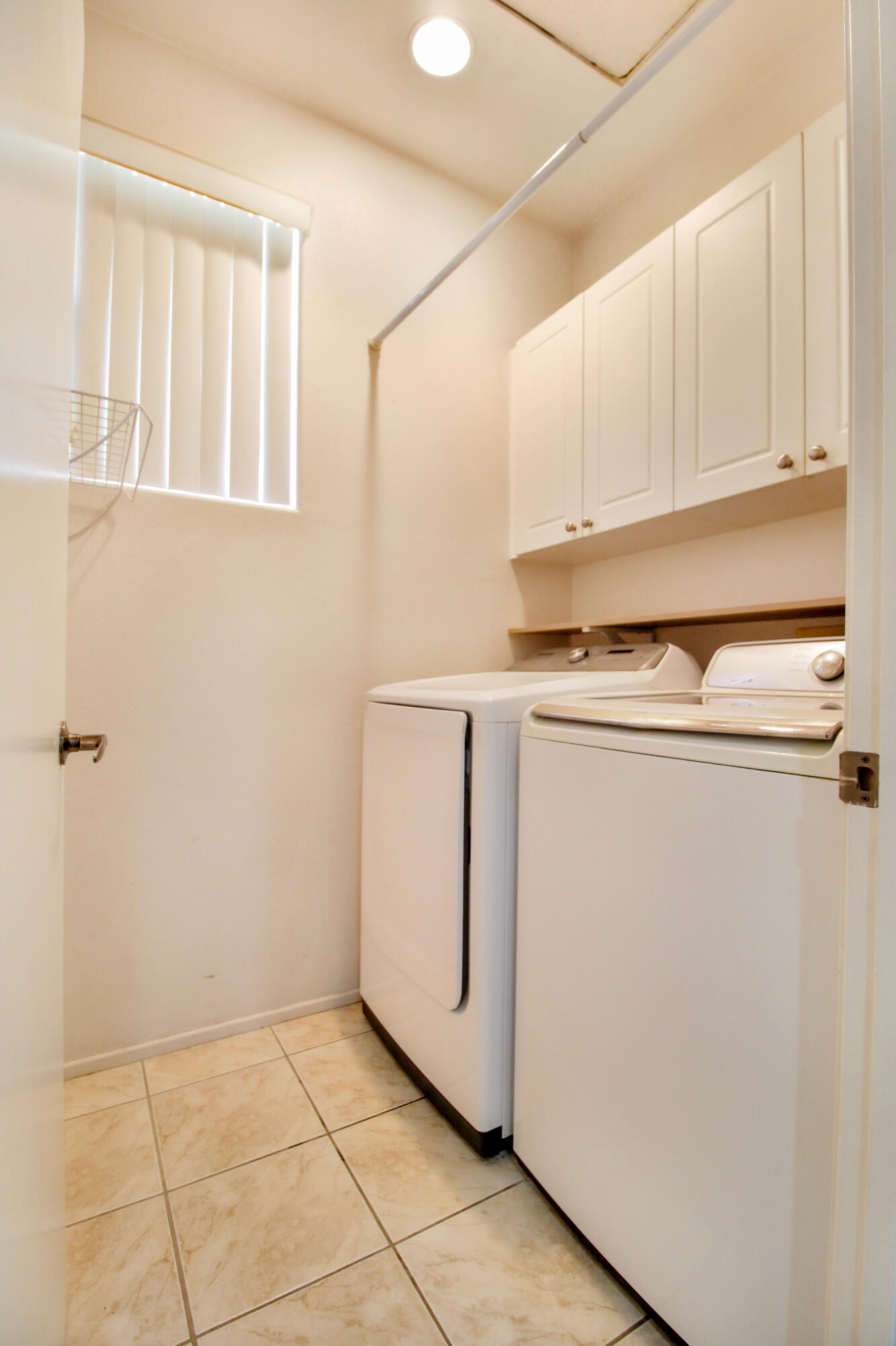 82949 Corte Lucia Indio, CA 92201 - Photo 15 of 36 Laundry