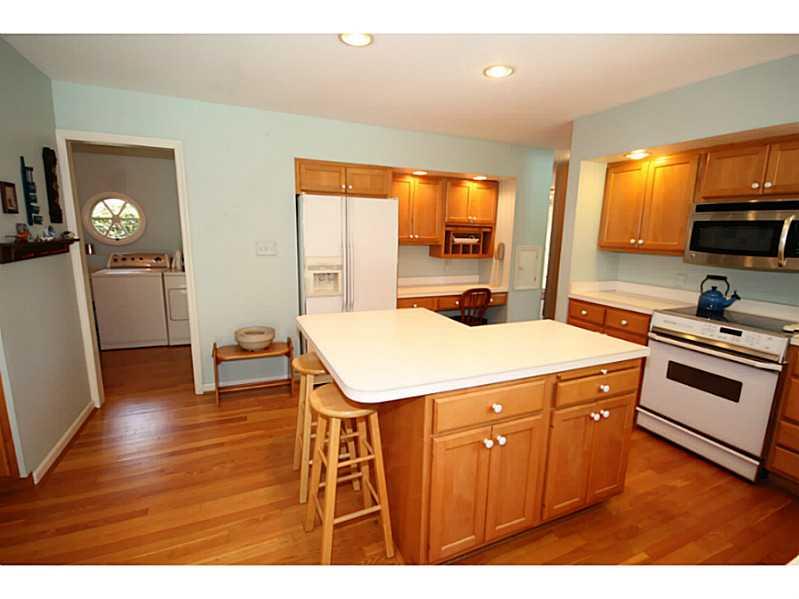 4050 North Riverside Drive Columbus, IN 47203 - Photo 14 of 24