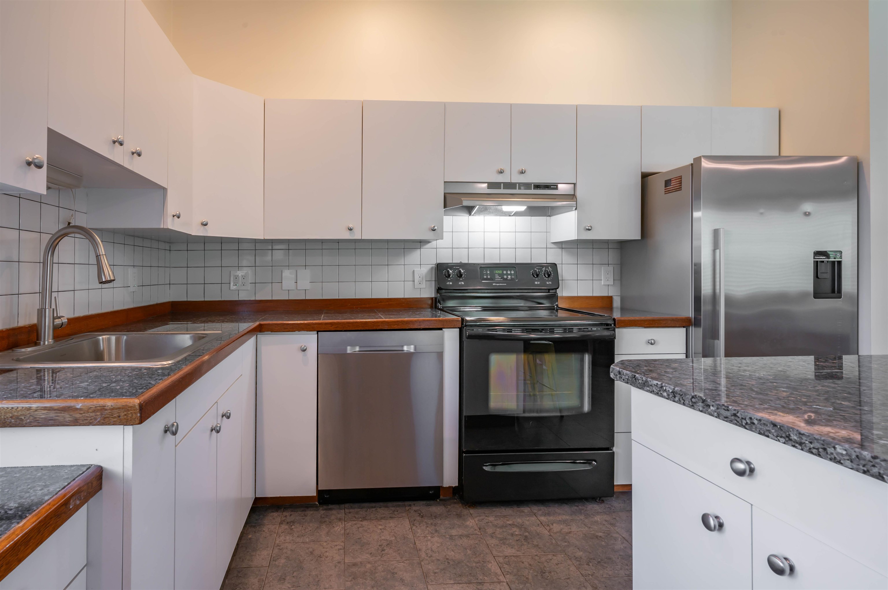 51 Depot Road Hampton Falls, NH 03844 - Photo 12 of 25