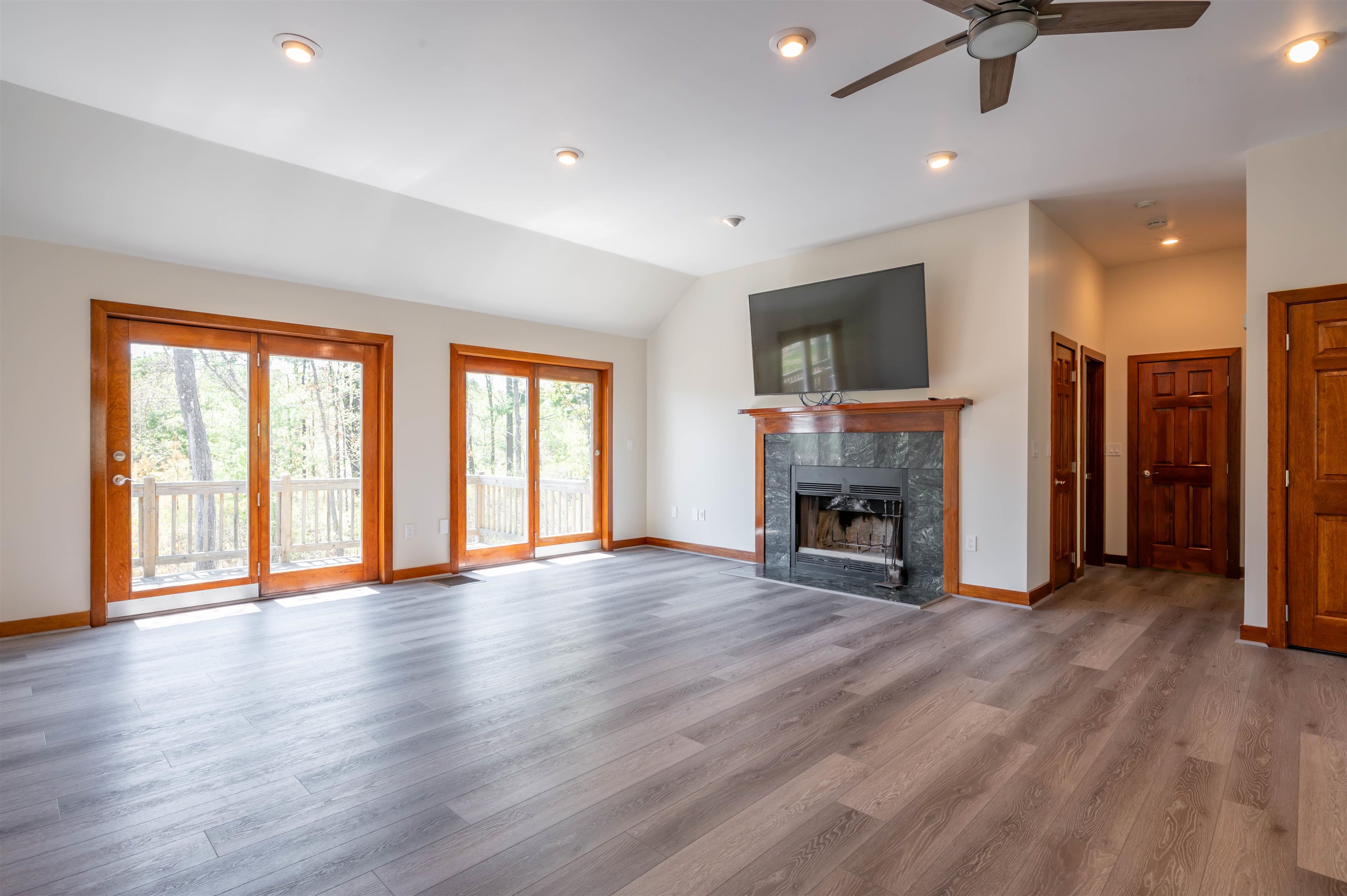 51 Depot Road Hampton Falls, NH 03844 - Photo 15 of 25