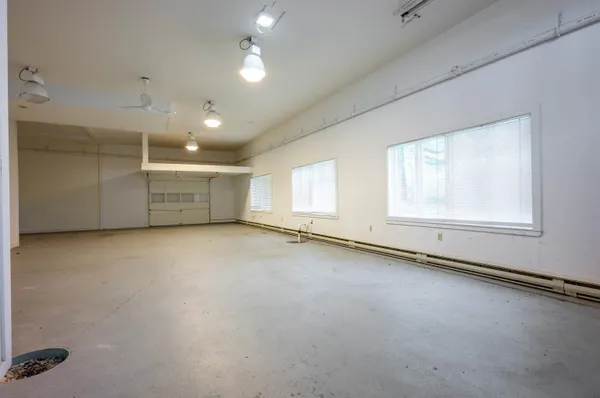 $3,600 | 51 Depot Road, Hampton Falls, NH 03844