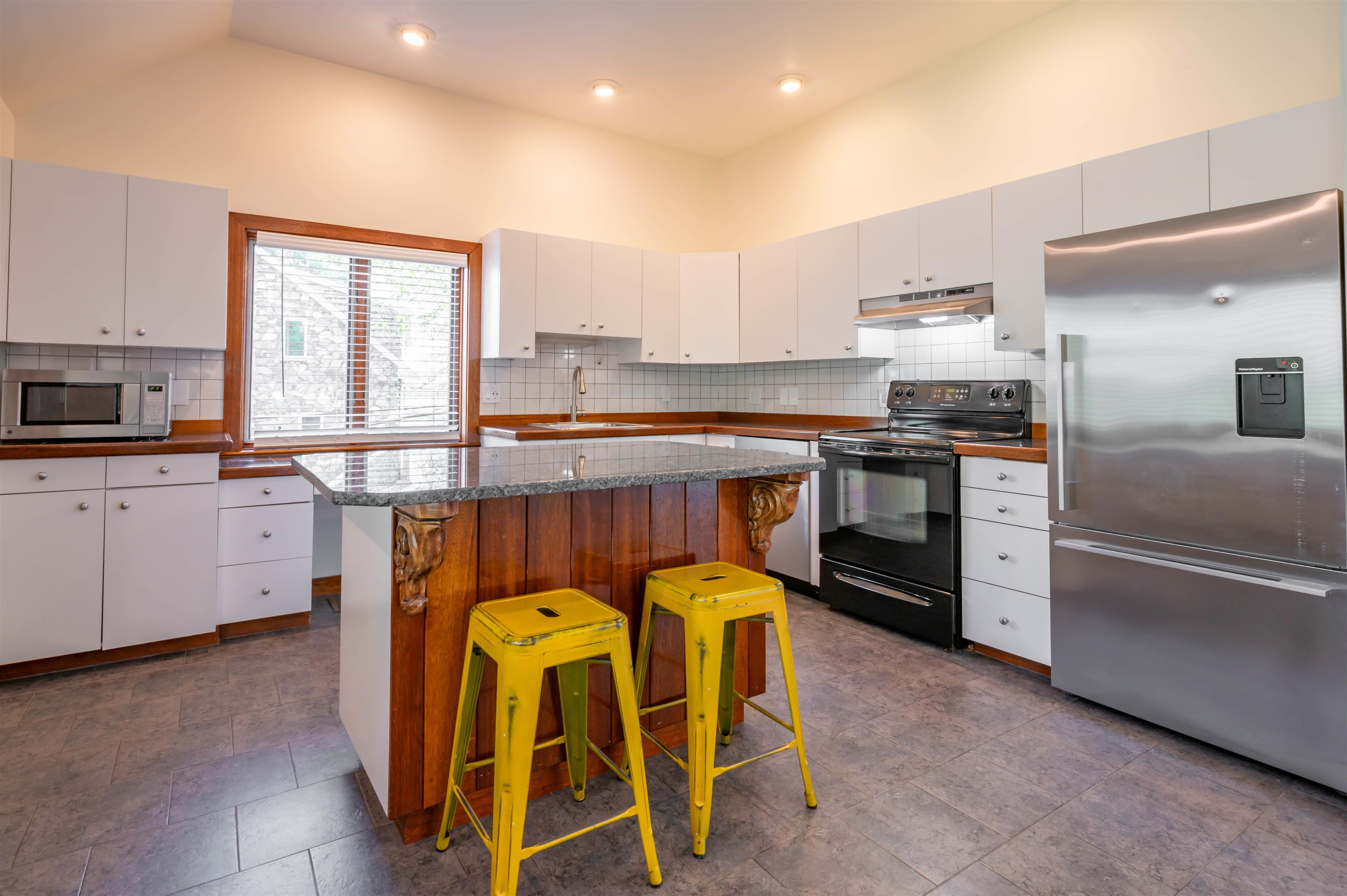 51 Depot Road Hampton Falls, NH 03844 - Photo 10 of 25