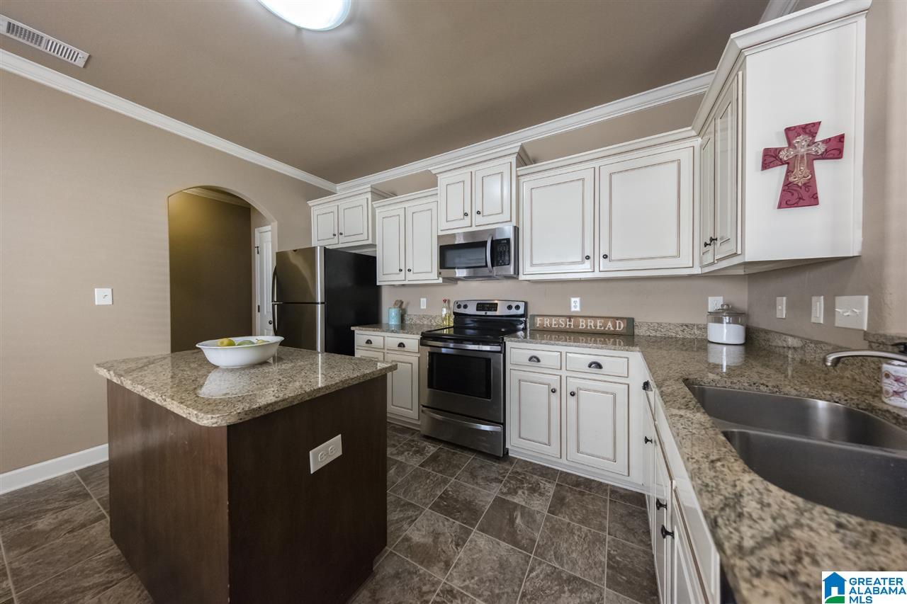 153 Sharpe Street Sterrett, AL 35147 - Photo 10 of 19