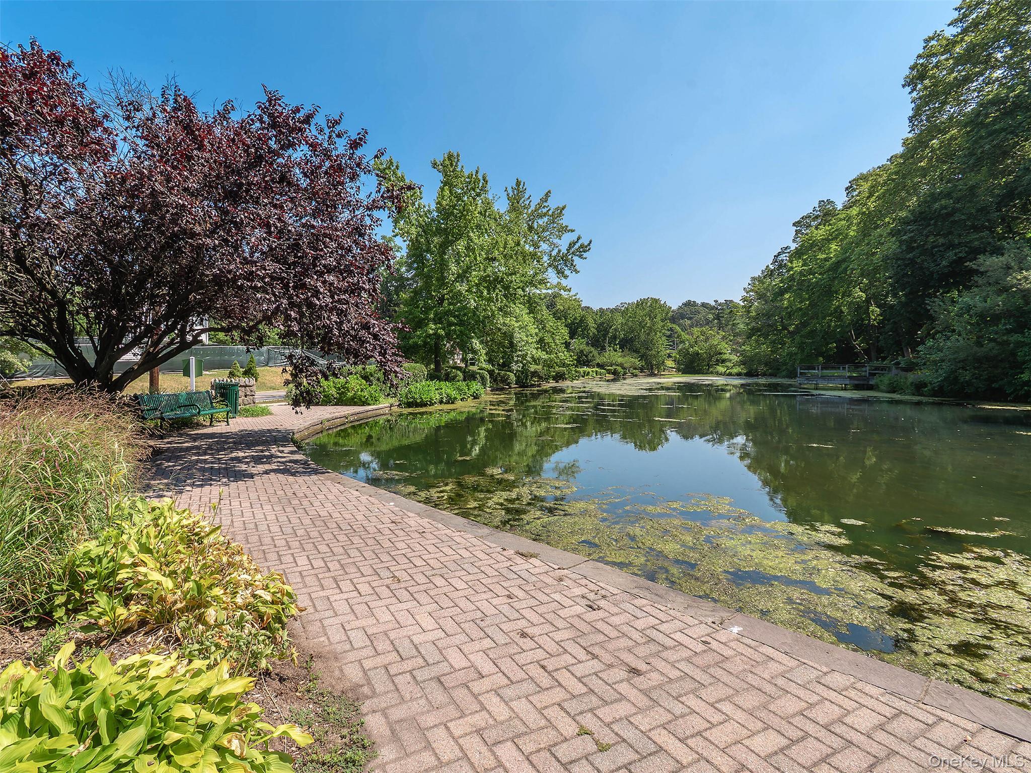 11 Shore Road, Unit 3 Port Washington, NY 11050 - Photo 10 of 11