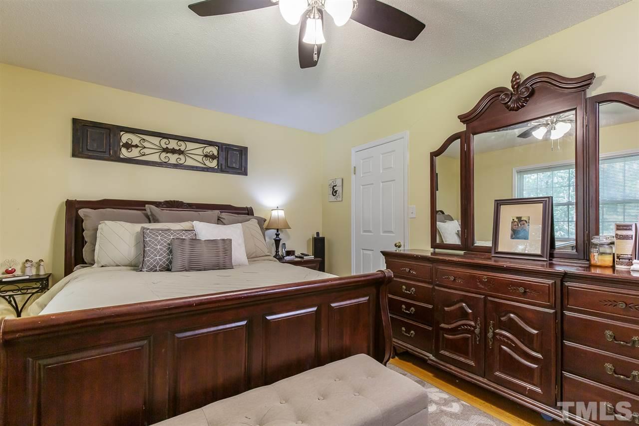 1901 Wellington Road Burlington, NC 27217 - Photo 12 of 24 Gallery Image 12
