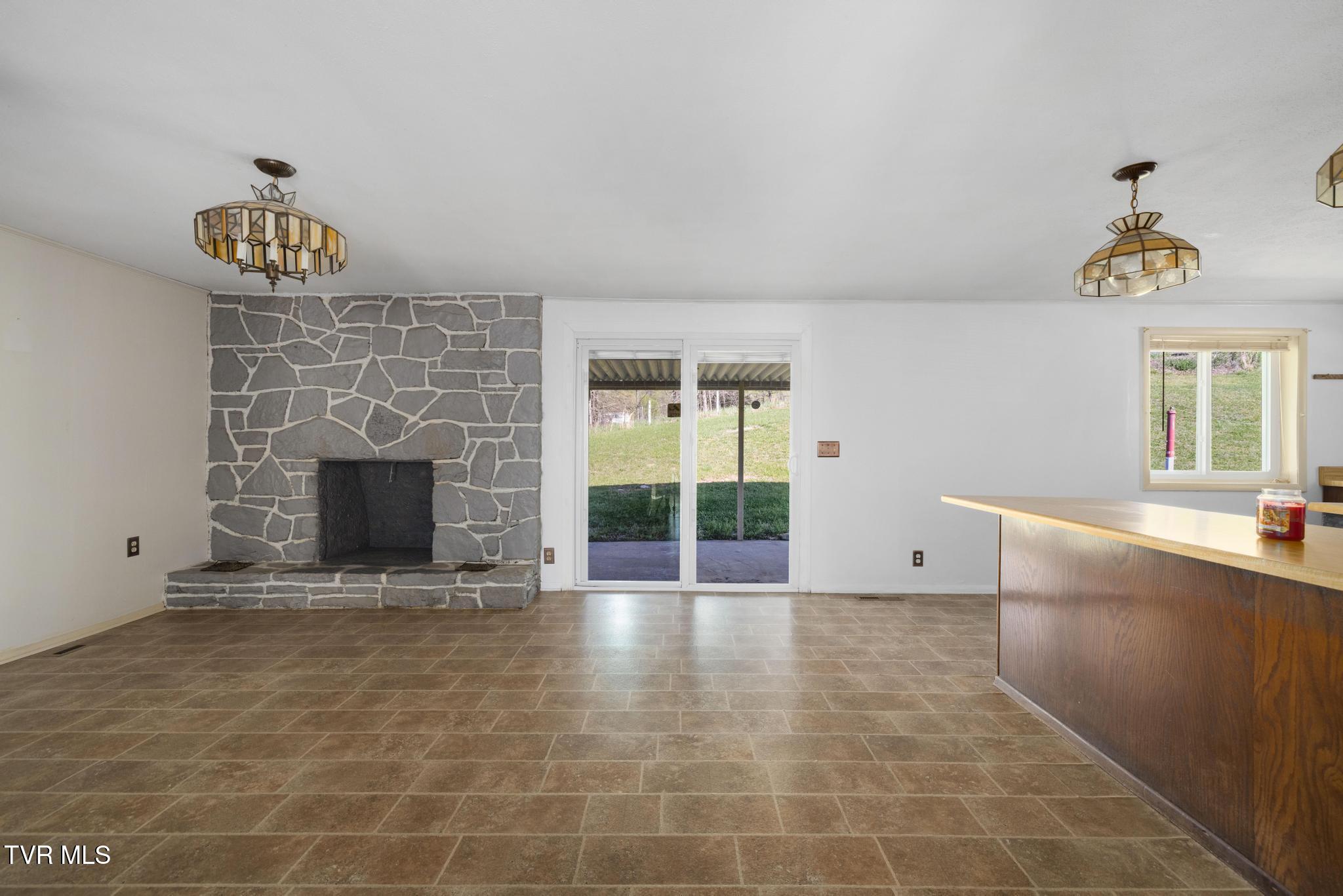 1236 Dunlap Road Kingsport, TN 37663 - Photo 13 of 61 IMG_8704