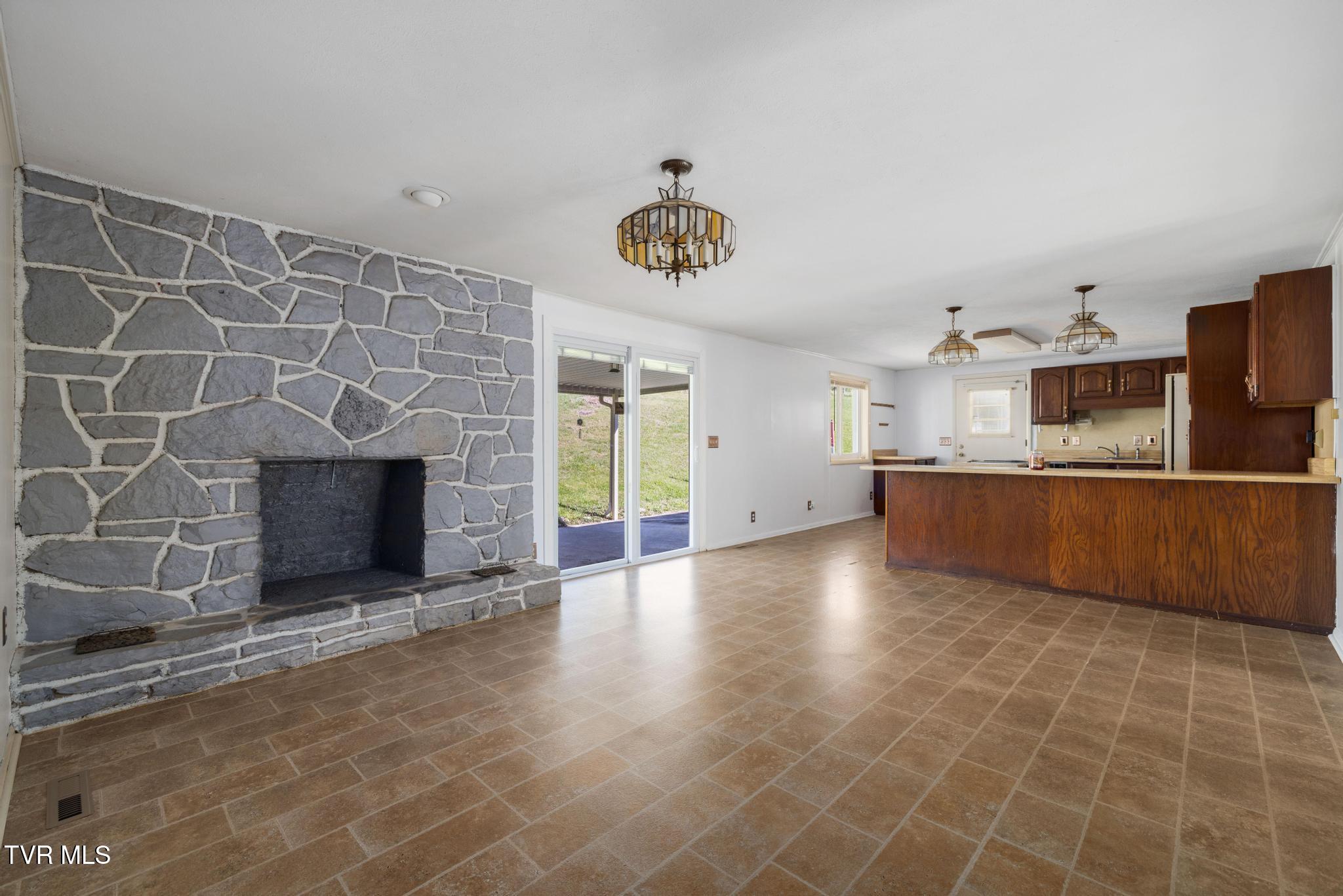 1236 Dunlap Road Kingsport, TN 37663 - Photo 16 of 61 IMG_8732