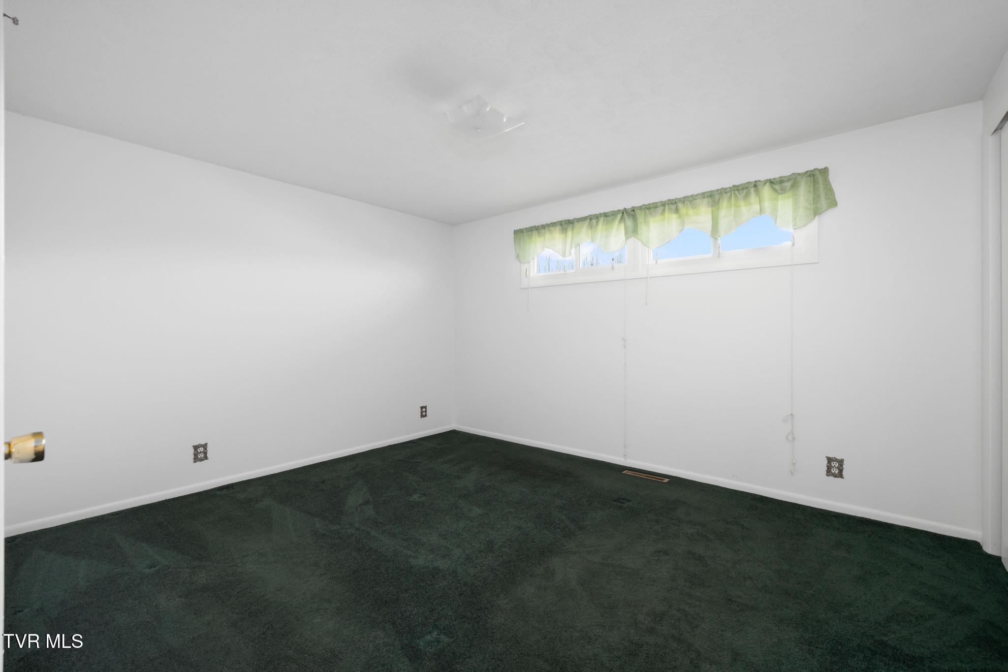 1236 Dunlap Road Kingsport, TN 37663 - Photo 21 of 61 IMG_8799