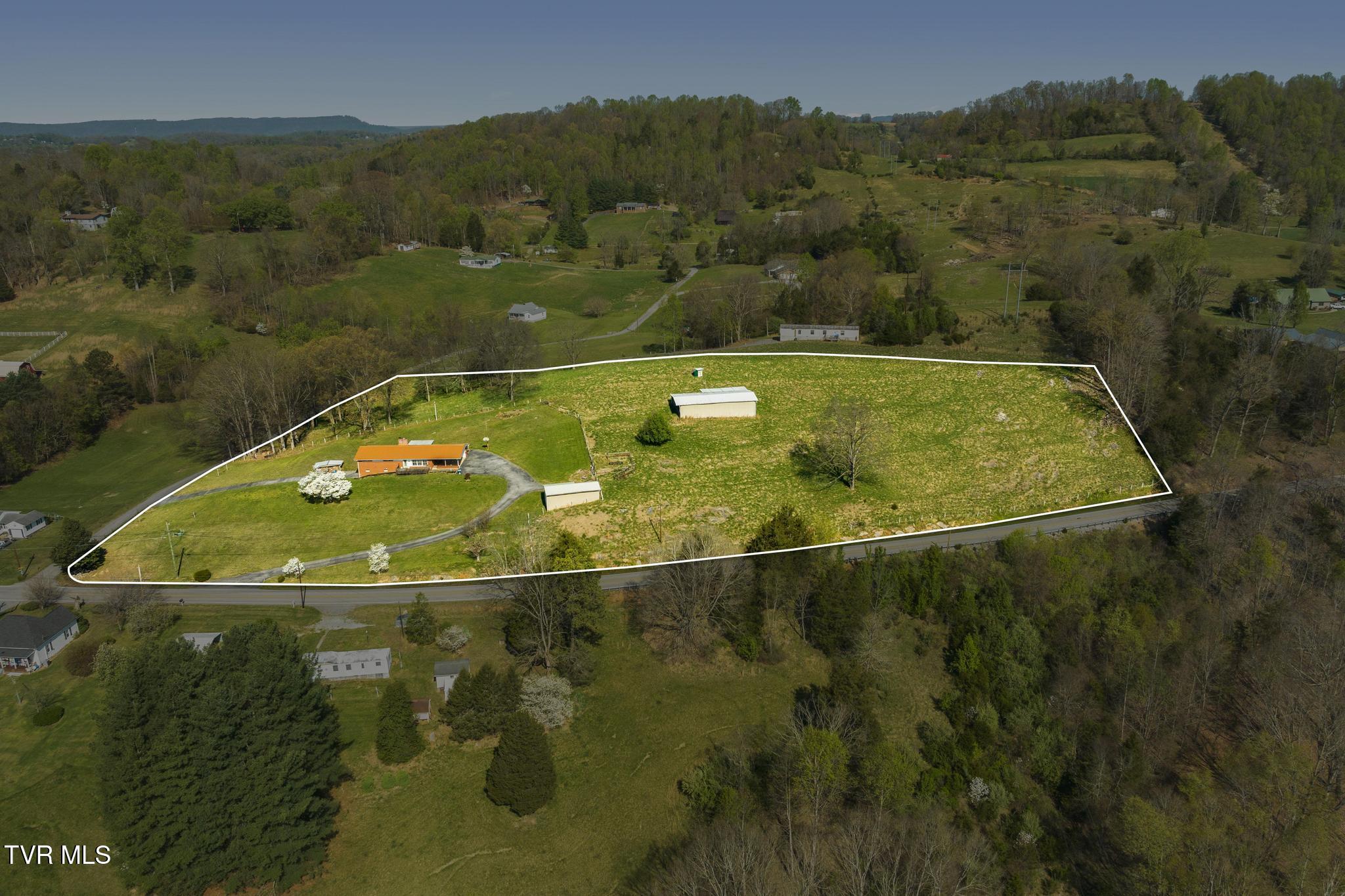 1236 Dunlap Road Kingsport, TN 37663 - Photo 3 of 61 DJI_0909_1