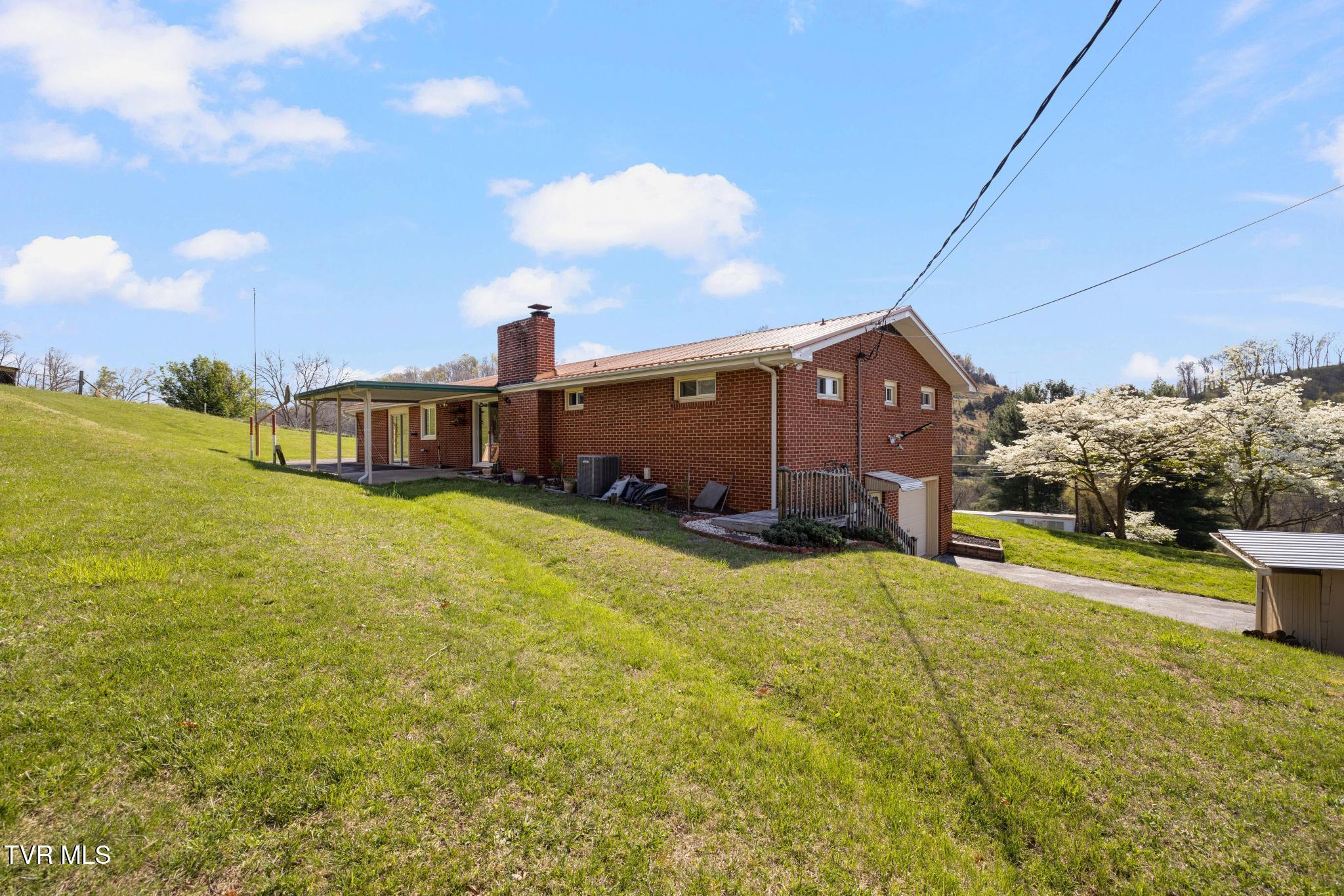 1236 Dunlap Road Kingsport, TN 37663 - Photo 49 of 61 IMG_8896