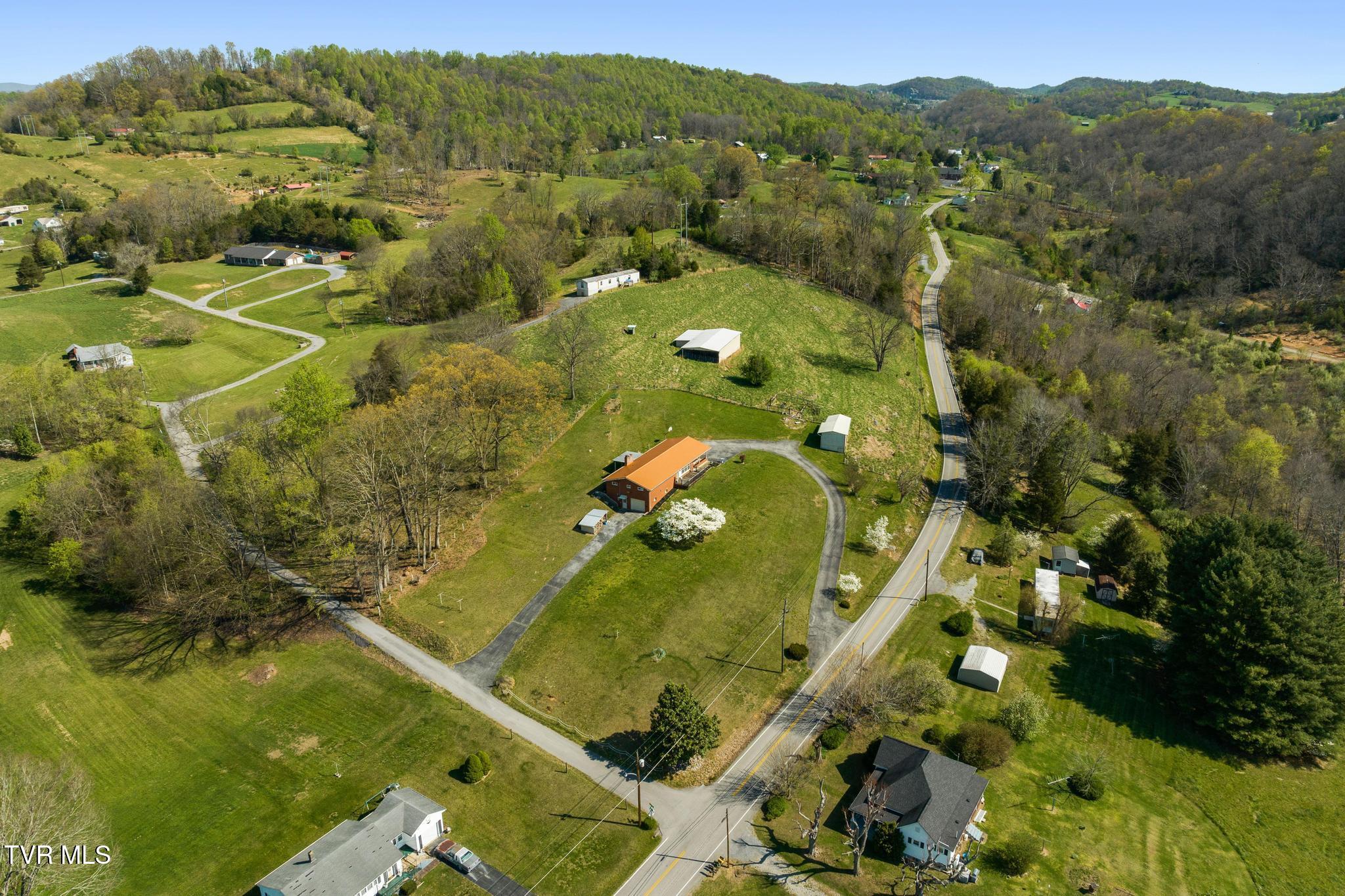 1236 Dunlap Road Kingsport, TN 37663 - Photo 57 of 61 DJI_0916