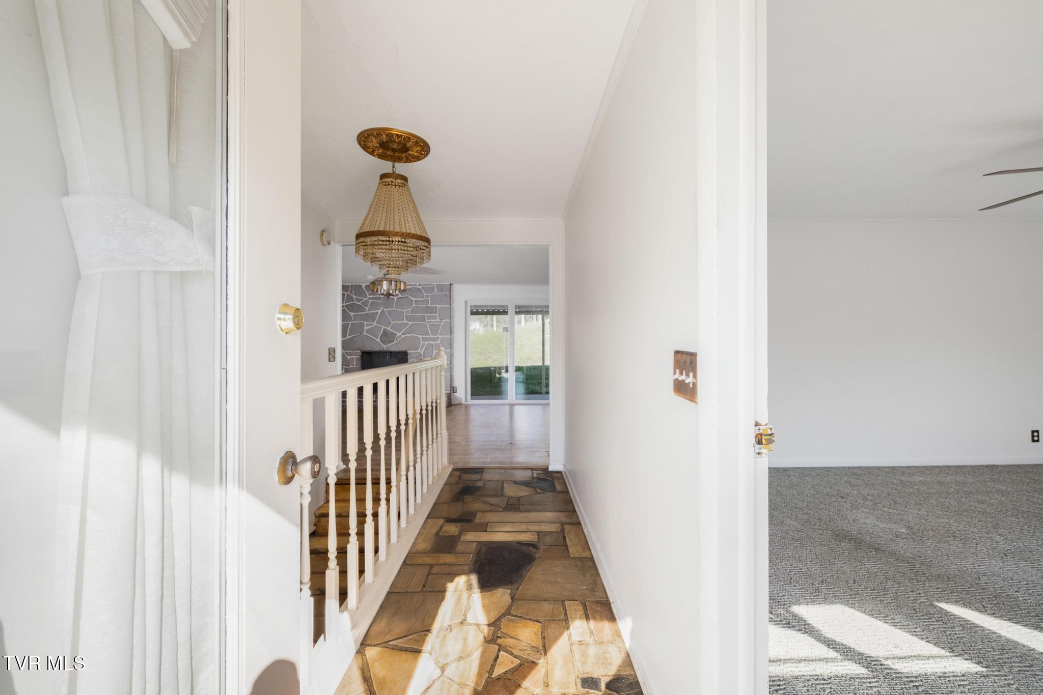 1236 Dunlap Road Kingsport, TN 37663 - Photo 8 of 61 IMG_8666