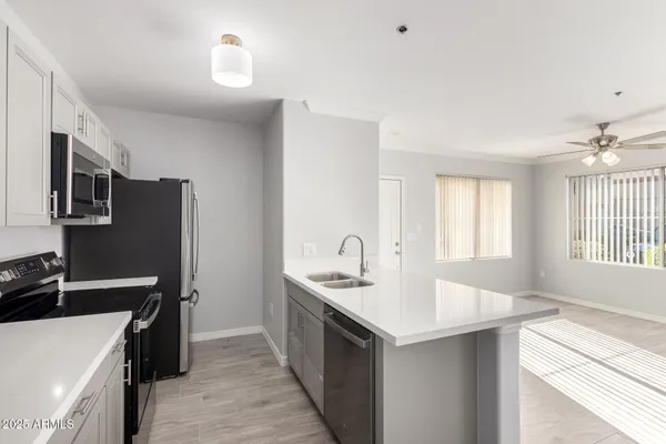 $244,900 | 2134 East Broadway Road, Unit 1035, Tempe, AZ 85282