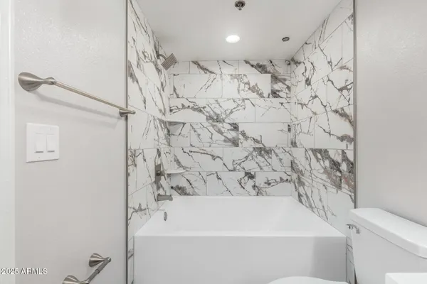 $244,900 | 2134 East Broadway Road, Unit 1035, Tempe, AZ 85282